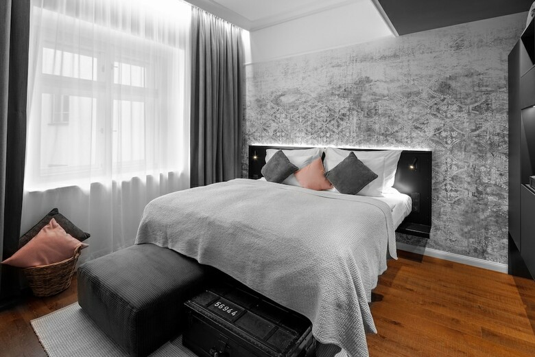 Ea Hotel M�nes