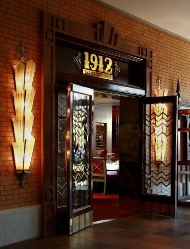 Pensacola Grand Hotel - Historic Downtown