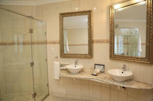 Misty Waves Boutique Hotel