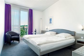 Hotel Fly Away Zurich Airport
