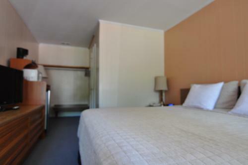 Motel Budget Inn Near Westrock