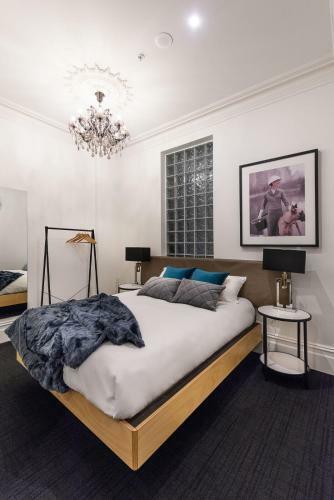East Brunswick Hotel