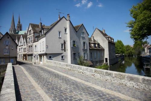 Hotel Premi�re Classe Chartres Sud - Barjouville