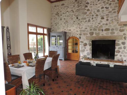 Bed & Breakfast Chambres D'h�tes "l'or�e Du Lac"