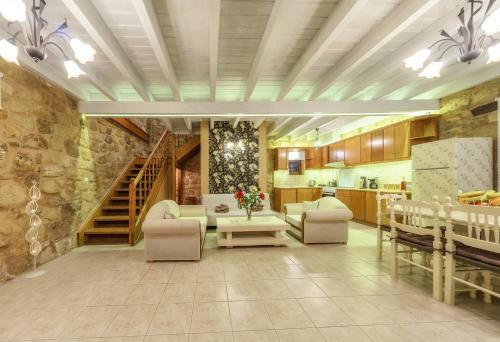 Artemis Luxury Villa