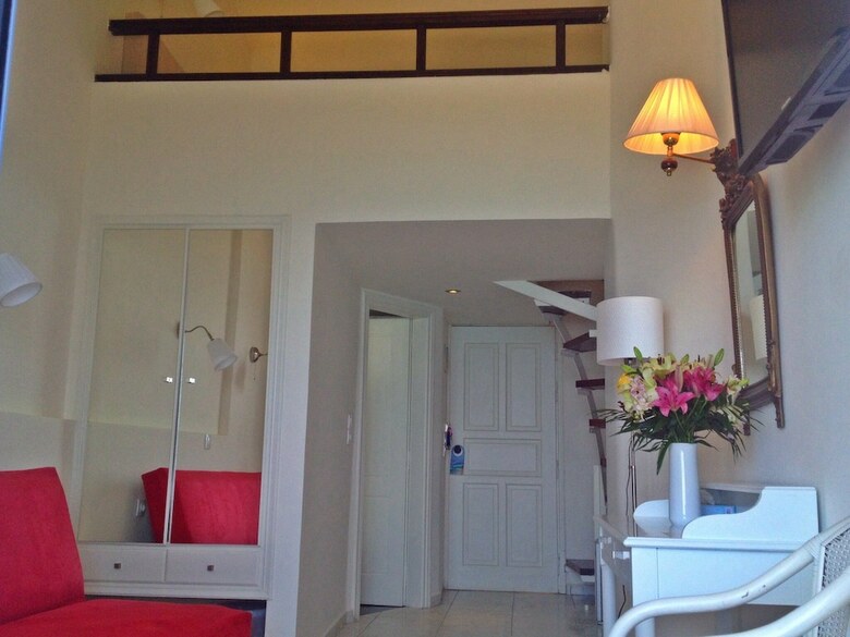 Filoxenia Beach Hotel