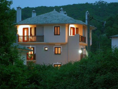 Hostal Guesthouse Kalosorisma