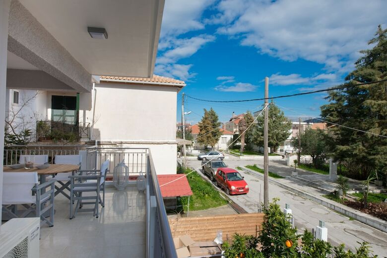 Regalo Apartments