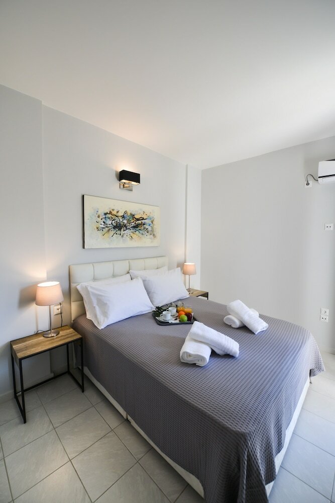 Regalo Apartments