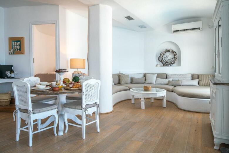 Ode Villa