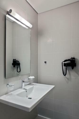 Phidias Piraeus Hotel