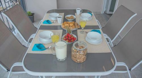 Hostal Leonidas House