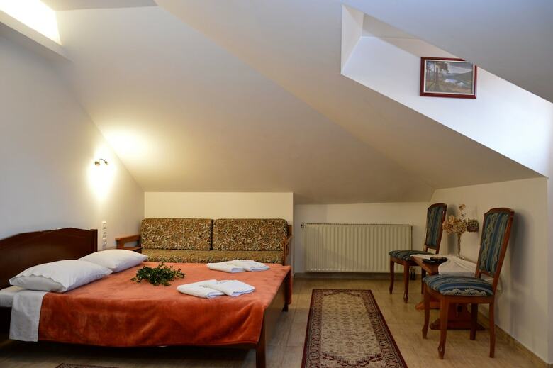 Hotel Adonis