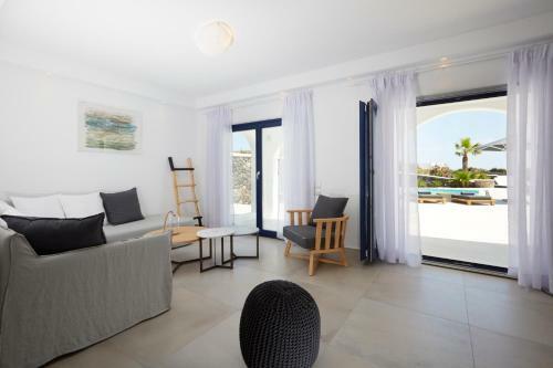 Amor Hideaway Villas