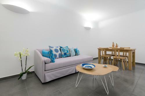 San Marino Suites