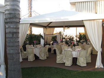 Redebora Hotel