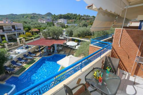 Apartamento Philoxenia Village Hotel-studios