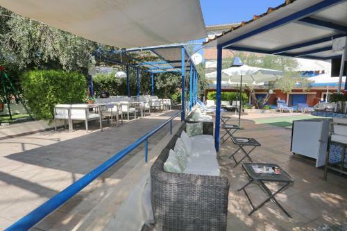 Apartamento Philoxenia Village Hotel-studios