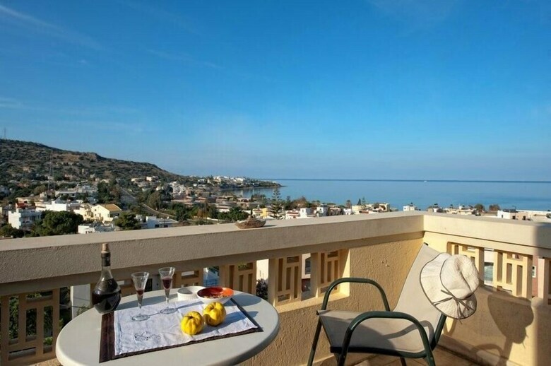 Villiana Holiday Apartments