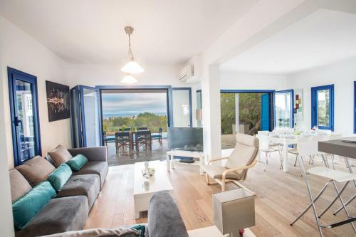 Electra Villa
