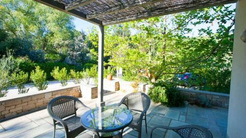 Feebles Garden House, Spathies