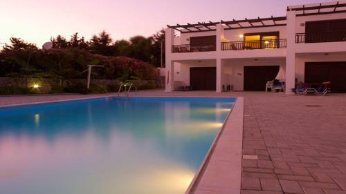Apartamento Harmonia At Gennadi Court