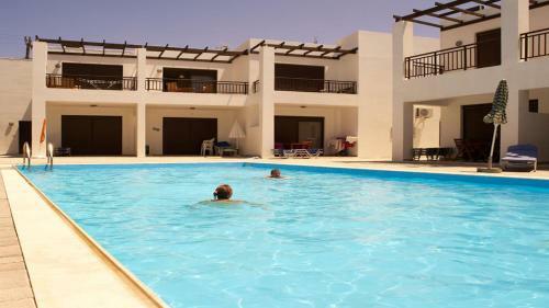 Apartamento Harmonia At Gennadi Court