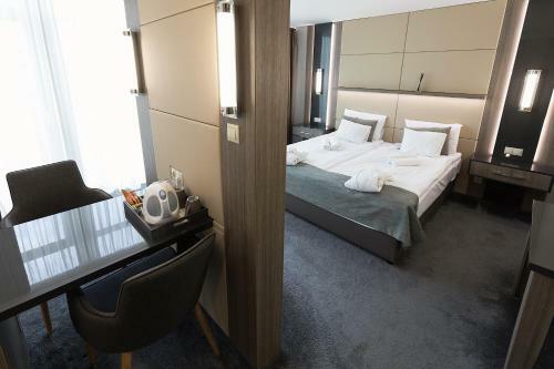 Hotel Zena Beauty & Shopping Center