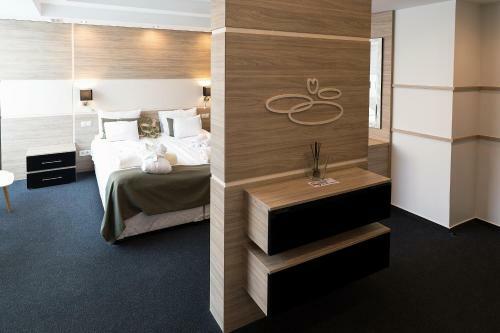 Hotel Zena Beauty & Shopping Center