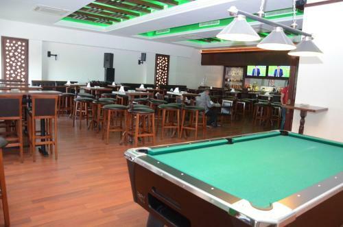 Asenappar Hotel