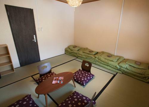 Hostal Guesthouse Omotenashi Kyoto