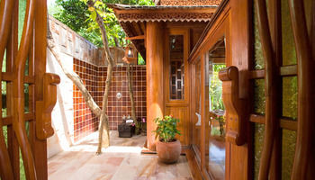 Hotel Santhiya Koh Phangan Resort & Spa