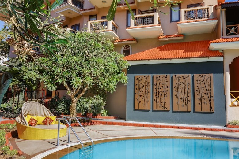 Hotel Lazy Lagoon Sarovar Portico Suites
