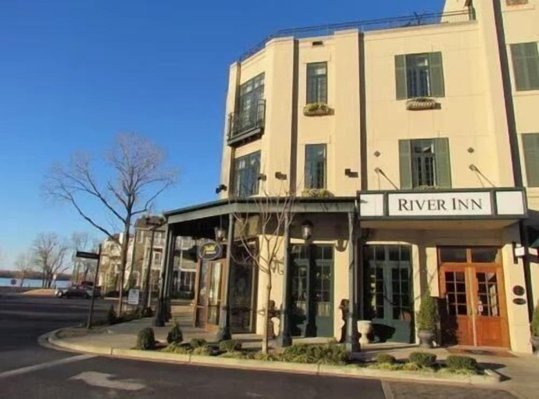 Hotel River Inn Of Harbor Town