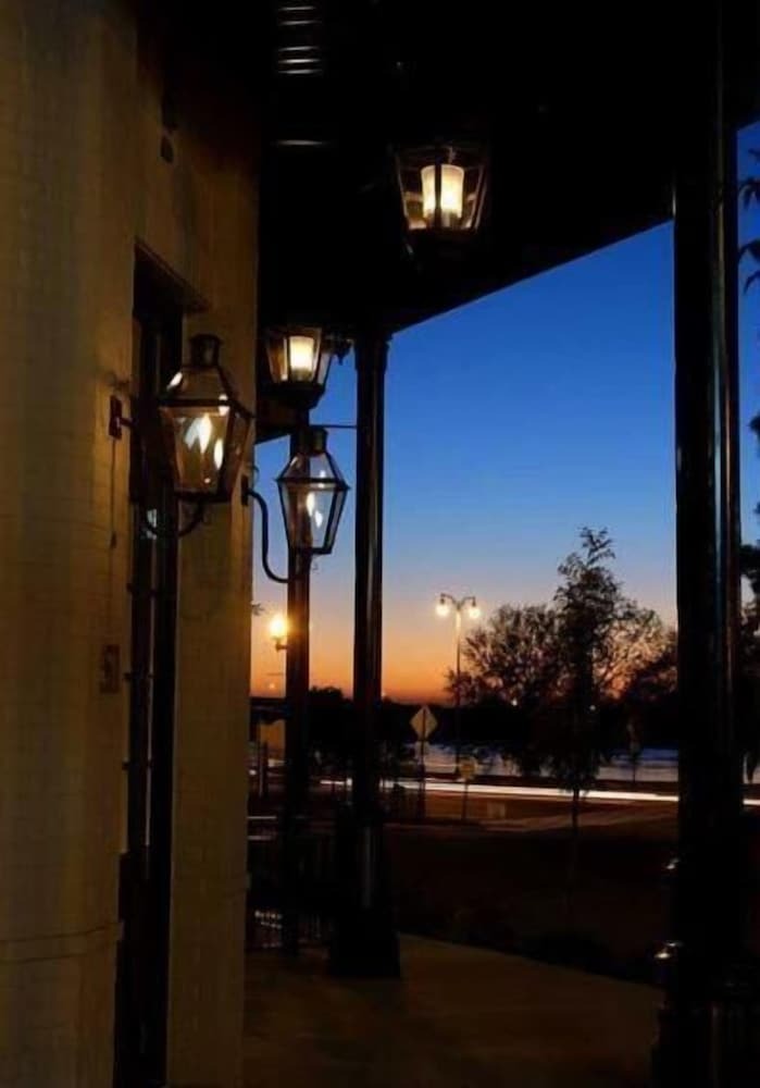 Hotel River Inn Of Harbor Town