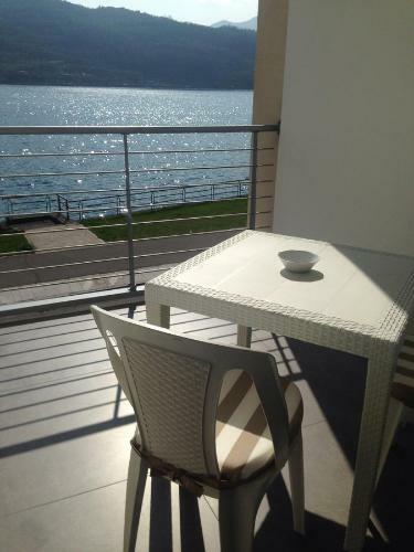 Hostal A Lago
