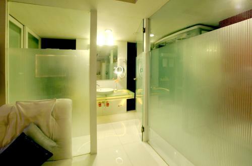 Hotel Peninsula Grand