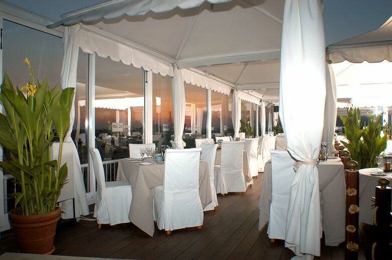Hotel Holiday Inn