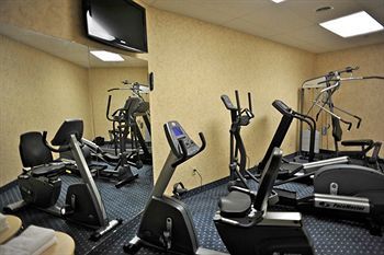 Hotel Monte Carlo Inns Barrie Suites