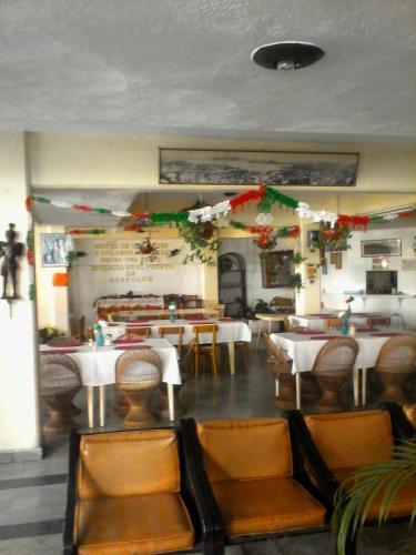 Hotel De Los Reyes