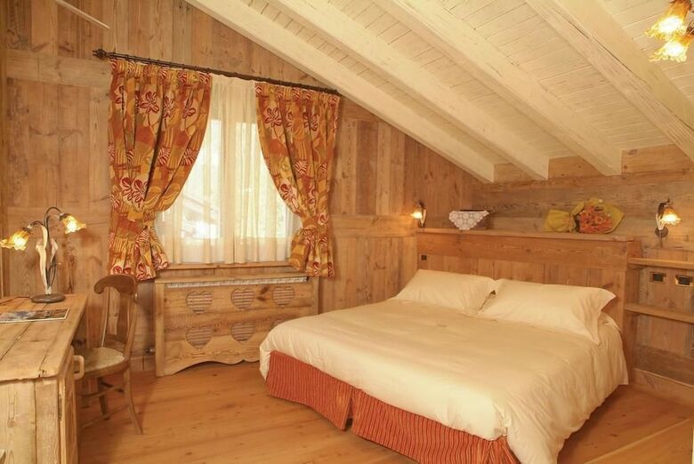 Hotel La Rouja