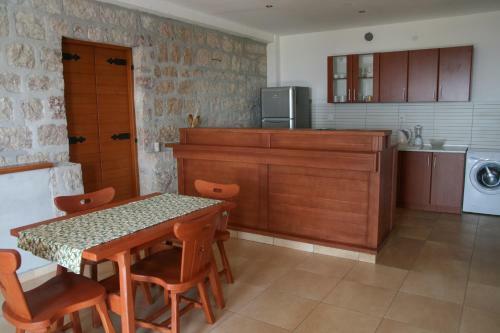 Apartments Villa ?u?uk