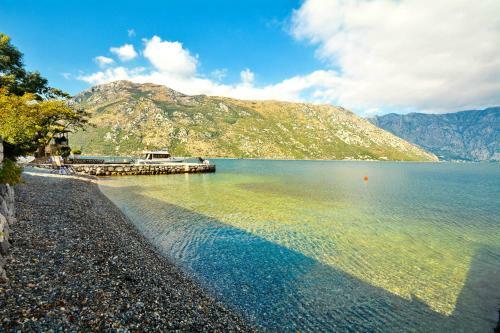 Cattaroom Apartments