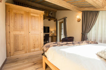 Hotel Les Montagnards