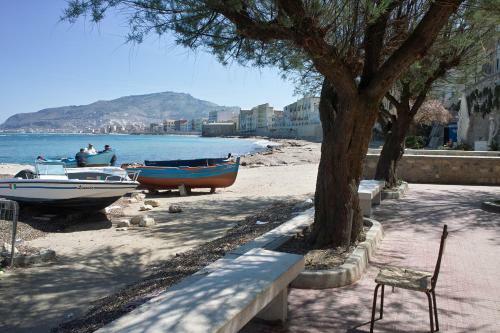 Hostal Bed And Breakfast Sapore Di Sale