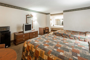 Hotel Econo Lodge Inn  And  Suites East
