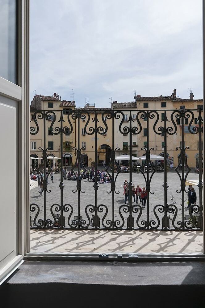 B&B Arena Di Lucca