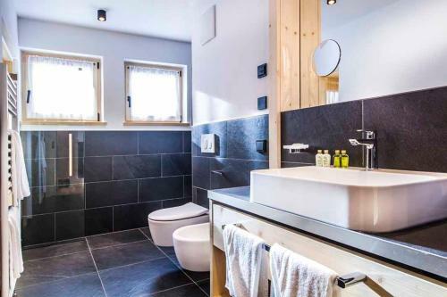 Hostal Garni Bed And Breakfast Broi