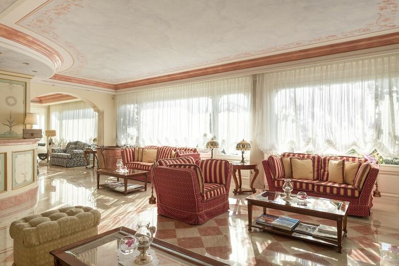 Hotel Villa Florida Suites & Suite Apartments