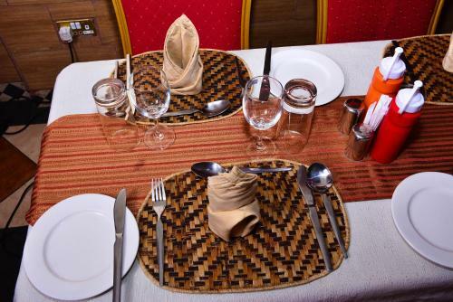 Bed & Breakfast Airport Seasons Hotel